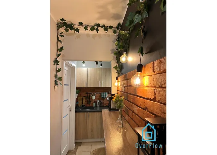Spacious Room - Peaceful Retreat, 2 Minutes To Gdansk Old Town